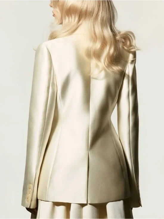 Huong Boutique Icon Blazer - Picture 2 of 6